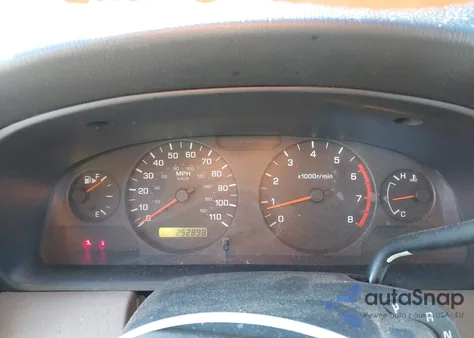 2001 Nissan Frontier Xe из США, поврежденный, VIN 1N6DD26S61C338235